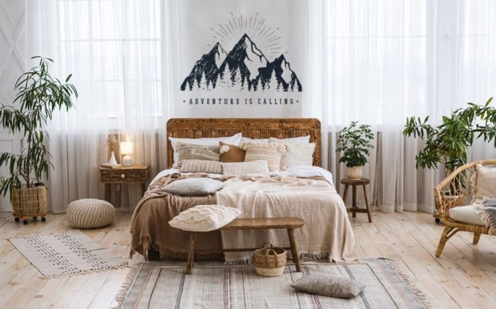 Boho-Schlafzimmer und Sticker Berge