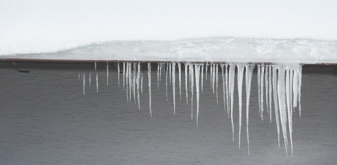 eiszapfen dach